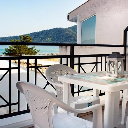 Waves Apartment